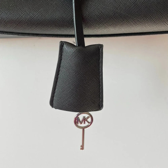 Michael Kors Hamilton Saffiano Leather Across Body Handbag Purse Black - Picture 4 of 7